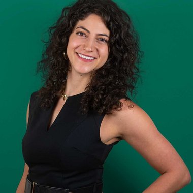 Roni B. - Freelance Marketing Consultant