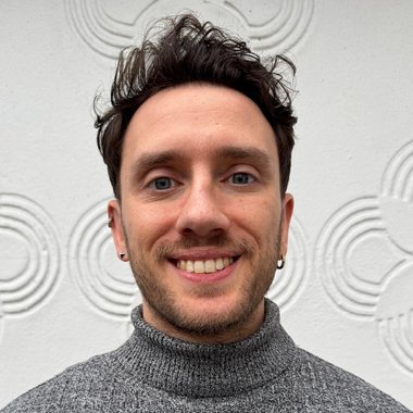 Dominic M. - Freelance Copywriter