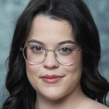 Luma A. - Freelance Dancer