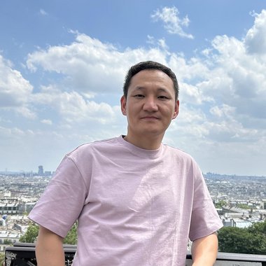 Iveelt (. - Freelance Motion Graphic Designer