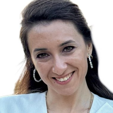 Esin K. - Freelance Product Marketer