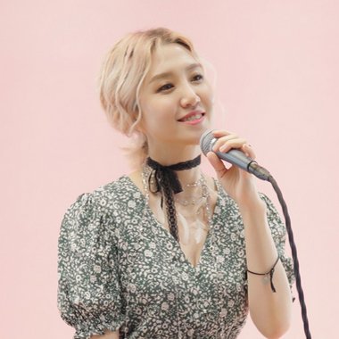 Jiehyee K. - Freelance Voiceover Artist