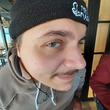 Alaeddine C. - Freelance Video Editor