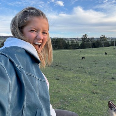 Lucy S. - Freelance Content Creator