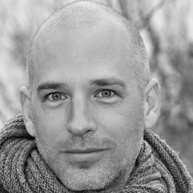 Francis T. - Freelance Video Editor