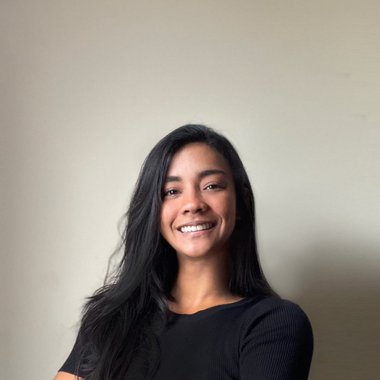 Belen L. - Freelance Brand Designer