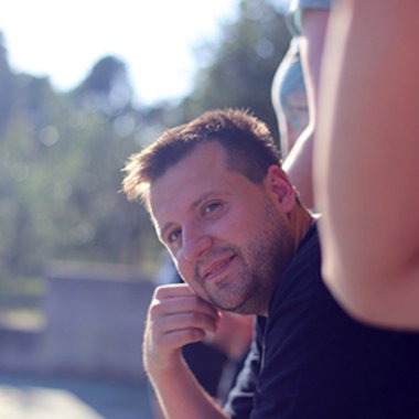 Blue D. - Freelance Graphic Designer