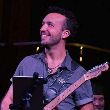 Adrián K. - Freelance Guitarist