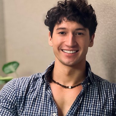 Oliver - Freelance Videographer