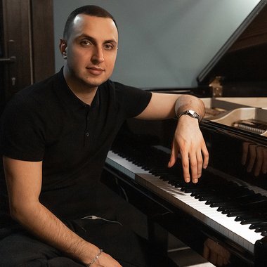 RuslanBolat - Freelance Arranger