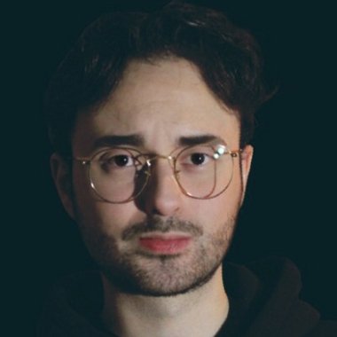 renenavare@gmail.com - Freelance Brand Designer