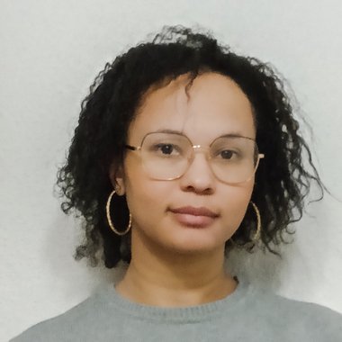 Tayler A. - Freelance Graphic Designer