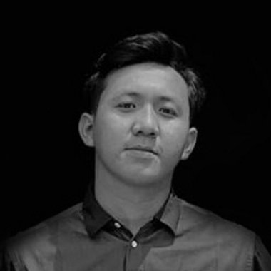Akbar R. - Freelance Graphic Designer
