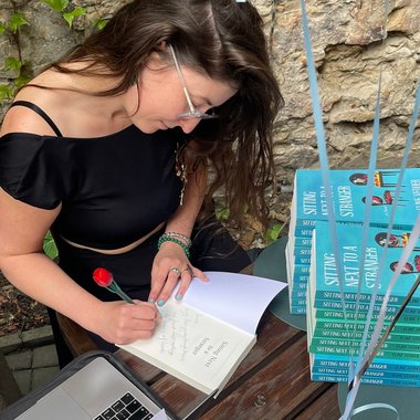 Eline V. - Freelance Social Media Freelancer