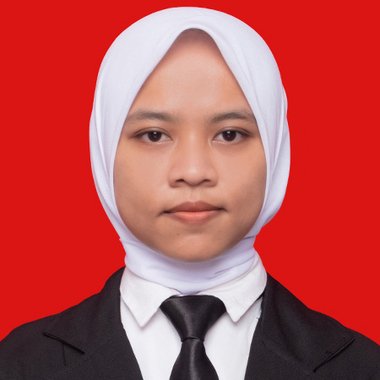 Putri L. - Freelance Graphic Designer