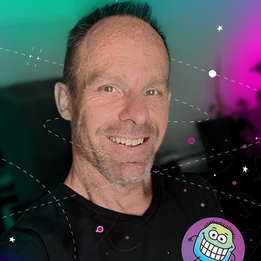 Karl R. - Freelance Brand Designer