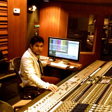 Deyder C. - Freelance Mixing Engineer