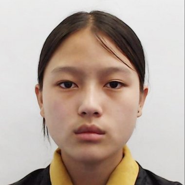 KINLEY W. - Freelance Graphic Designer