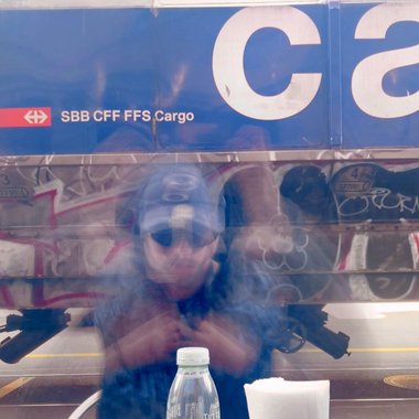 Jan S. - Freelance Graphic Designer