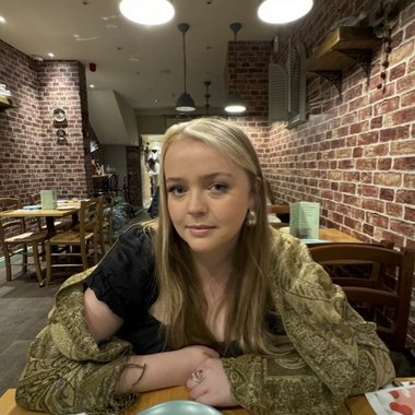 Lily H. - Freelance Writer