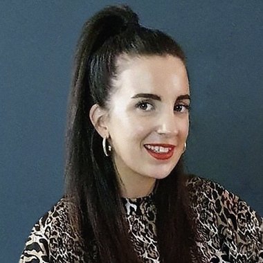 Annika A. - Freelance Designer