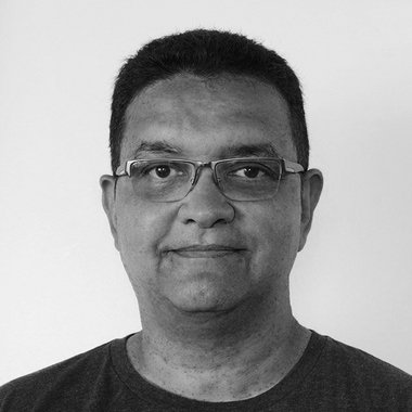 Miguel R. - Freelance Graphic Designer