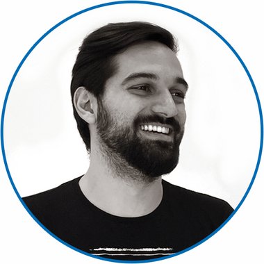 Rafael R. - Freelance Creative Director