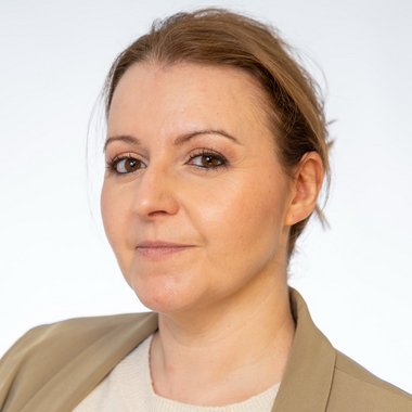 Kristel G. - Freelance Voiceover Artist