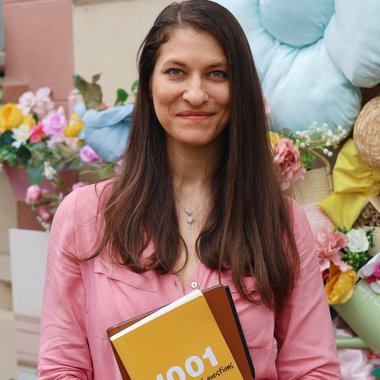 Ana M. - Freelance Performance Marketer