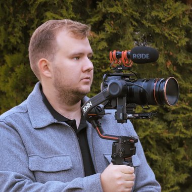 Denis B. - Freelance Video Editor