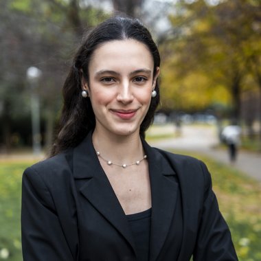 Maria E. - Freelance Marketing Analyst