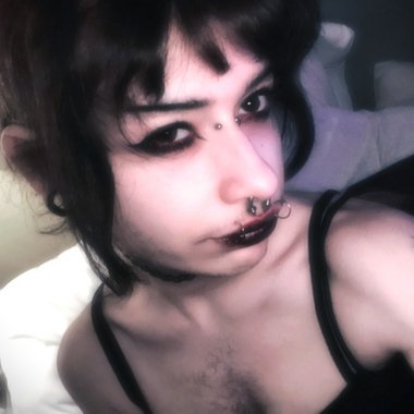 Kitty S. - Freelance Content Creator