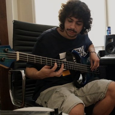 Pedro F. - Freelance Bassist