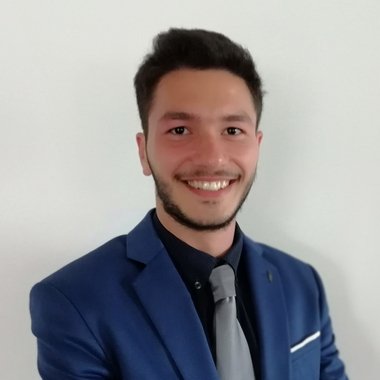 Kamran H. - Freelance Data Visualizer