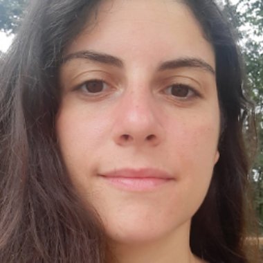 Gina Q. - Freelance Data Analyst