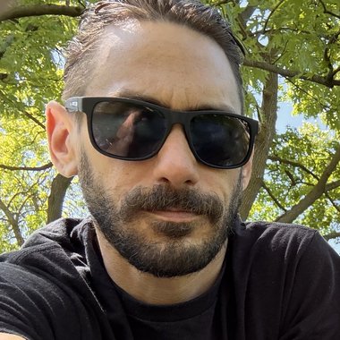 Anthony H. - Freelance Web Developer