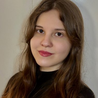 Yasmin V. - Freelance Director Of Photography