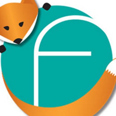 Lisa F. - Freelance Graphic Designer