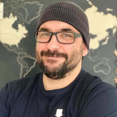 jromualdo751103 - Freelance Documentary Filmmaker