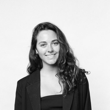 Lucía J. - Freelance Creative Director