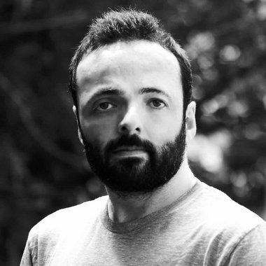 Hugo D. - Freelance Copywriter