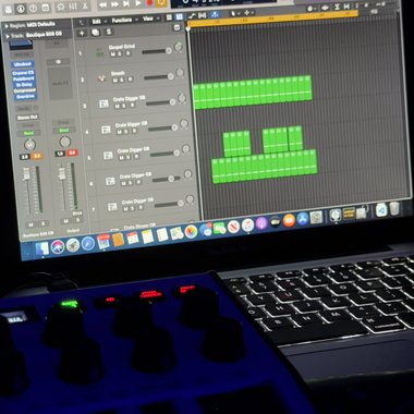AZELL - Freelance Music Producer
