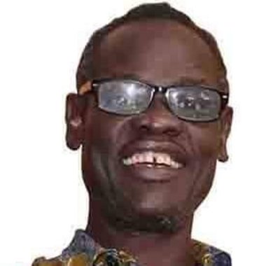 saliman d. - Freelance Graphic Designer