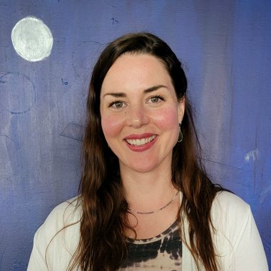 nikkiv - Freelance Voiceover Artist