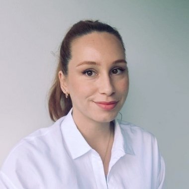 IvaKD - Freelance Banner Ad Designer