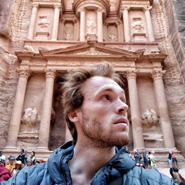 Oleksandr - Freelance 3d Animator