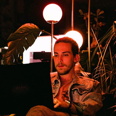 alexjtravell - Freelance 3d Visualizer