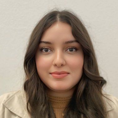 Ouidyane T. - Freelance Graphic Designer