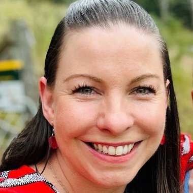 Elenore - Freelance Voiceover Artist