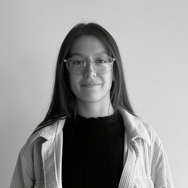 LUCÍA C. - Freelance Web Designer